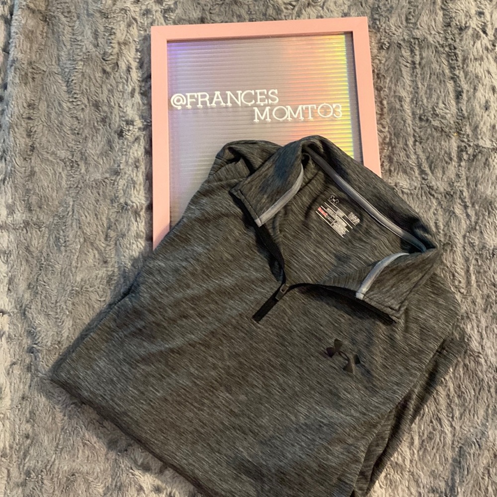 Excellent condition, Under Armor heat gear long sleeve